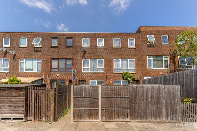 Minster Walk, London 4 bed house for sale