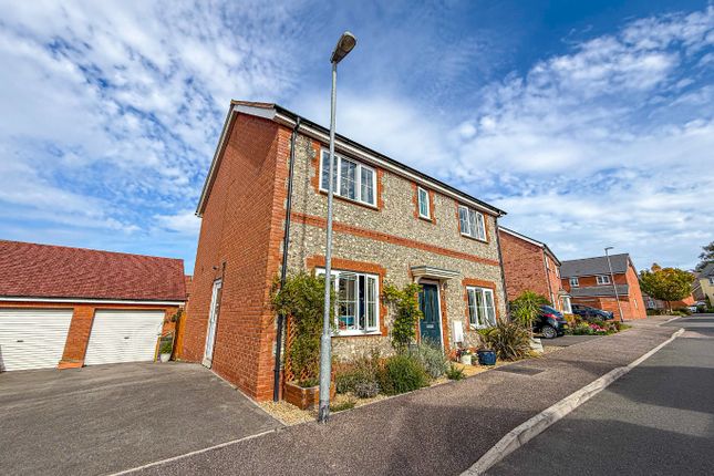 Gwyther Mead, Bishops Hull, Taunton. 4 bed detached house for sale