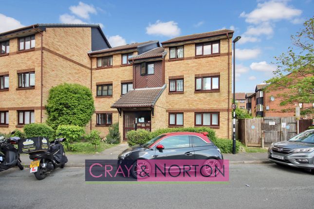 Adams Way, Addiscombe, CR0 6XN 2 bed flat for sale
