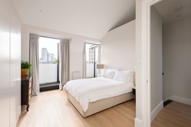 Lots Road, Chelsea 4 bed apartment for sale