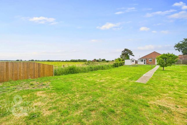 Old Road, Acle, Norwich 3 bed detached bungalow for sale
