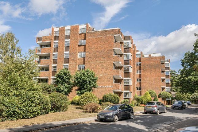 Vermont Close, Southampton SO16 2 bed flat for sale