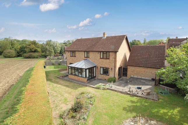 4 bed detached house