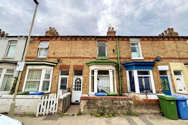 Commercial Street, Scarborough, YO12 2 bed house for sale