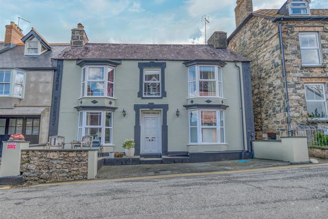 Market Street, Newport 5 bed semi
