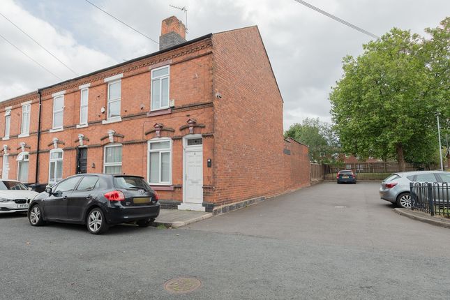 Oakwood Street, West Bromwich B70 2 bed end of terrace house for sale