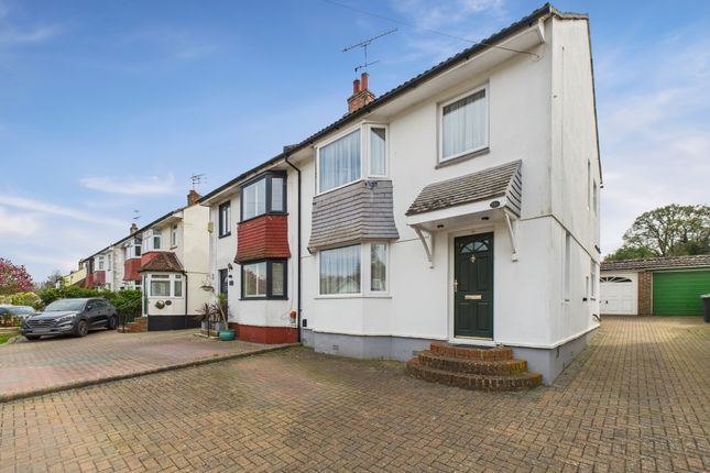 The Dale, Waterlooville PO7 3 bed semi