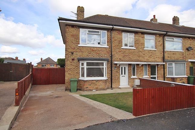 LADY FRANCIS CRESCENT, CLEETHORPES 3 bed end of terrace house for sale