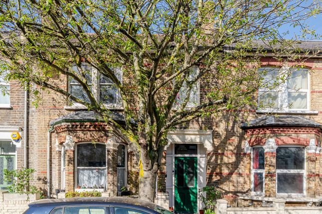 Abdale Road, London, W12 3 bed terraced house for sale