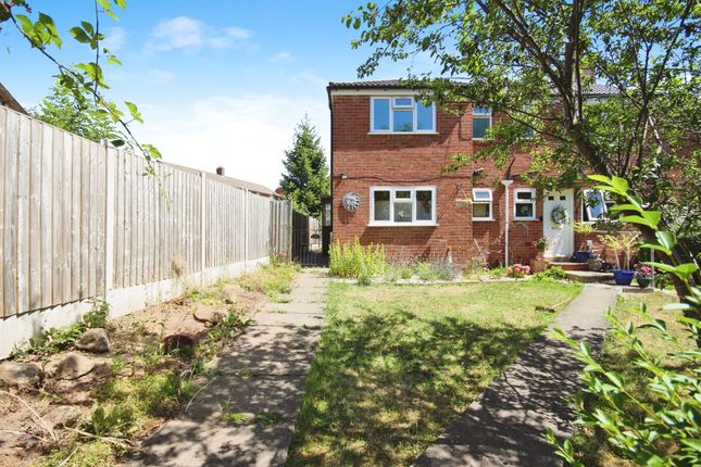 2 bedroom maisonette for sale