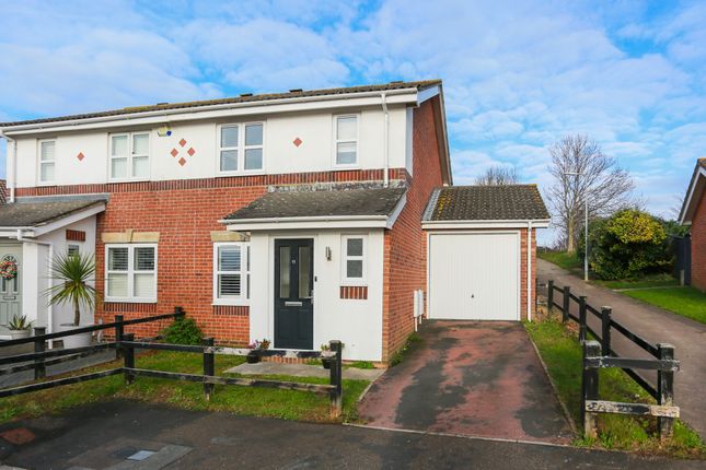 Blackthorn Close, Portslade... 3 bed semi