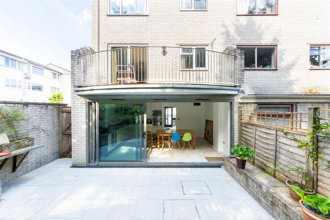 3 bed town house