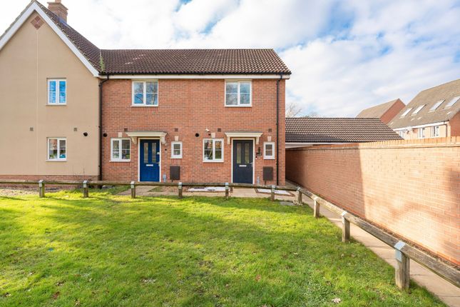 Sunderland Close, Carbrooke 2 bed terraced house for sale