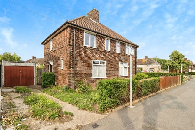 2 bedroom semi-detached house for sale
