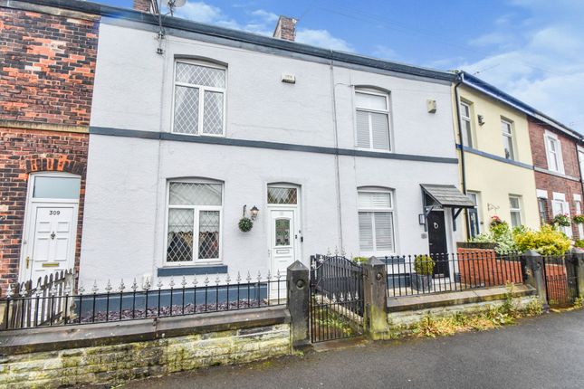 Parr Lane, Bury, BL9 2 bed terraced house for sale