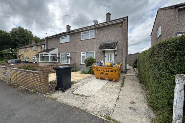 Honiton Road, Swindon SN3 2 bed semi