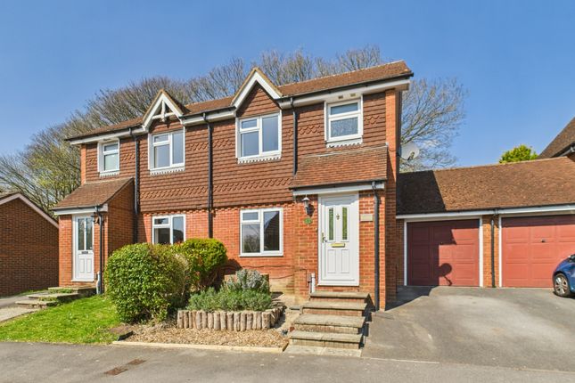 Speckled Wood Road, Basingstoke, RG24 3 bed semi