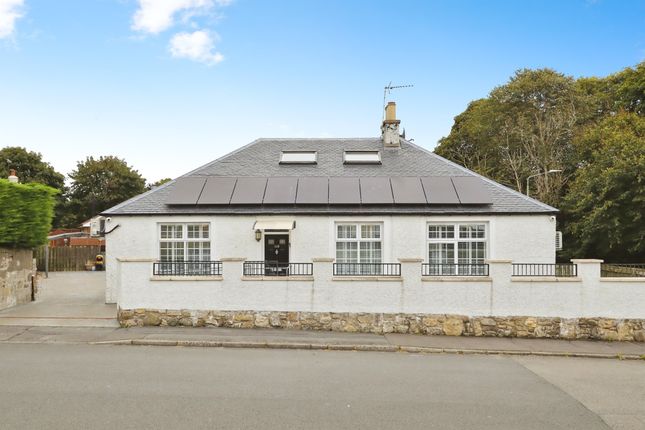 4 bedroom detached bungalow for sale