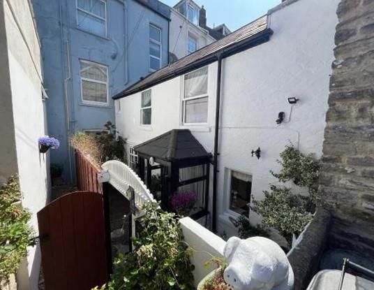 1 bedroom terraced house for sale