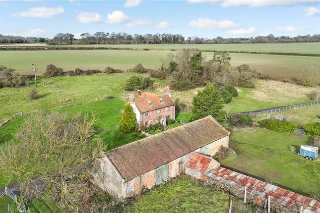 6 bed detached house