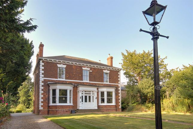 Dale Road, Elloughton 4 bed detached house for sale