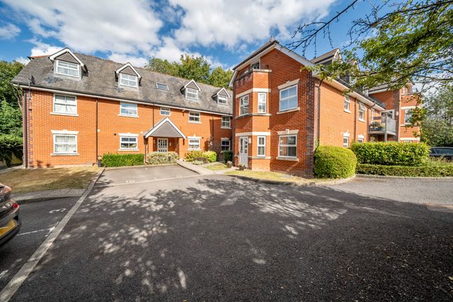 2 bedroom ground floor flat for sale