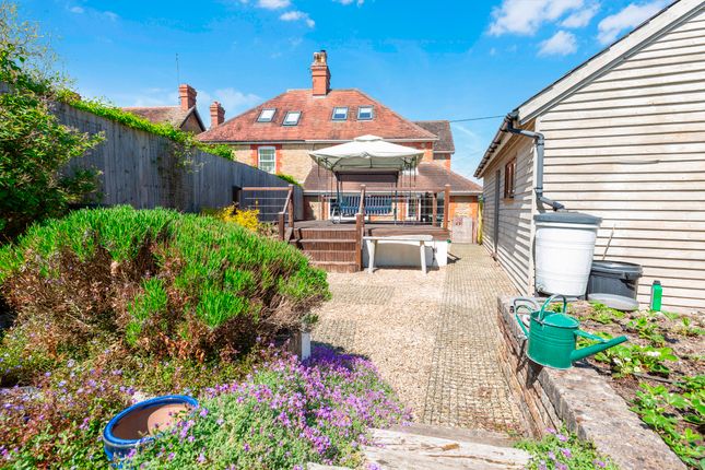 3 bed semi-detached house