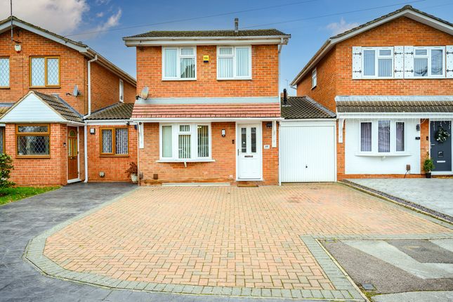 Pembury Avenue, Longford, CV6 4 bed detached house for sale