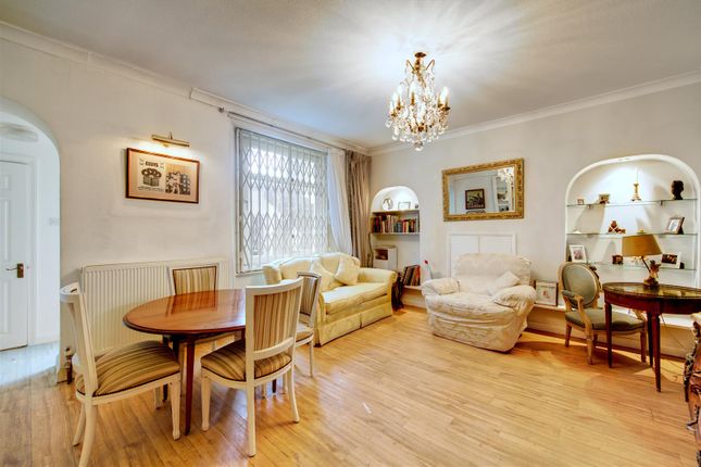 Eccleston Square, London 2 bed apartment for sale