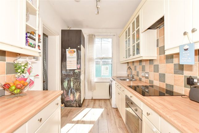 2 bed maisonette