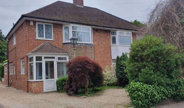 3 bed semi-detached house
