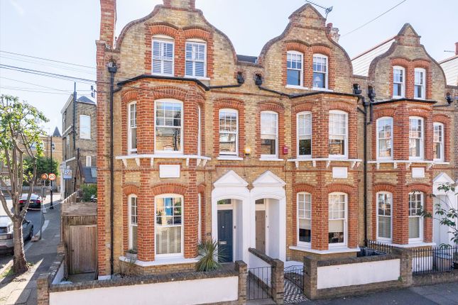 Ruvigny Gardens, London, SW15 4 bed end of terrace house for sale
