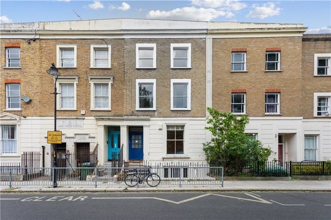 Grosvenor Terrace, London, SE5 2 bed apartment for sale