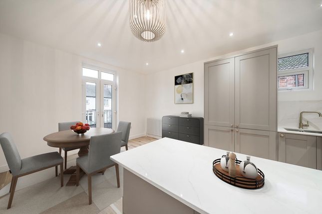 Tynemouth Road, Mitcham CR4 3 bed maisonette for sale