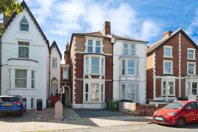 7 bedroom semi-detached house for sale