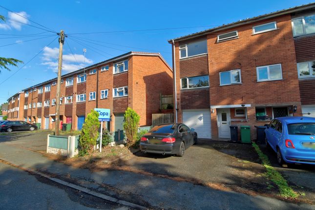 2 bedroom town house for sale