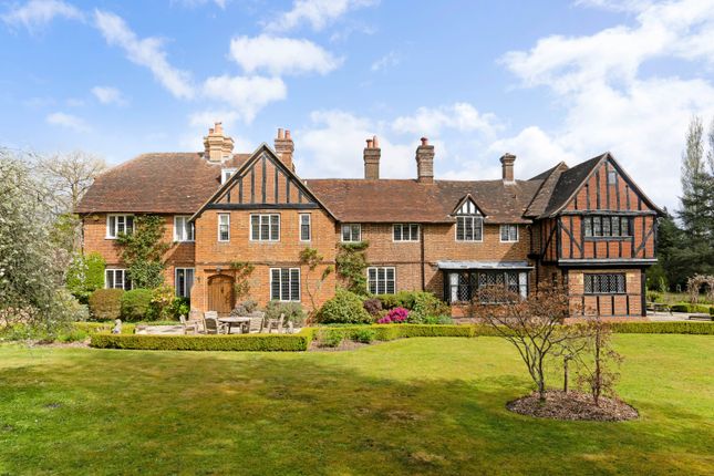 8 bedroom detached house for sale