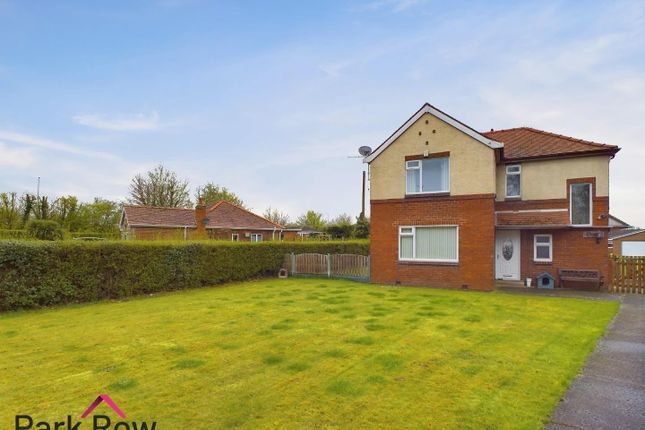 Bishopdyke Road, Sherburn In Elmet... 3 bed detached house for sale