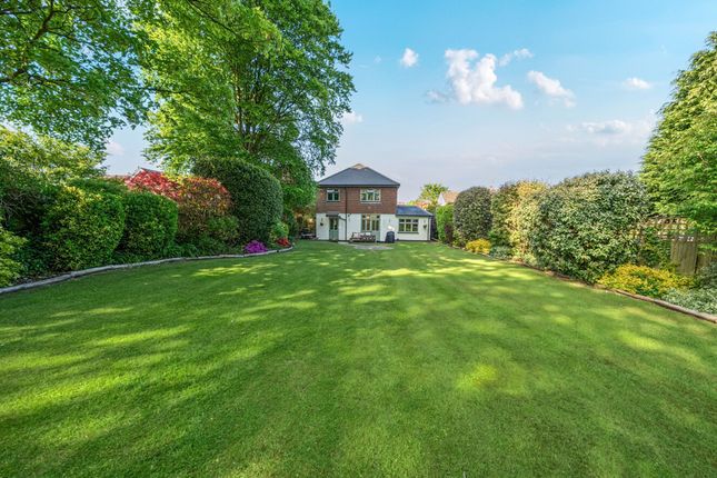 14 Romford Road, Pembury, TN2 5 bed detached house for sale