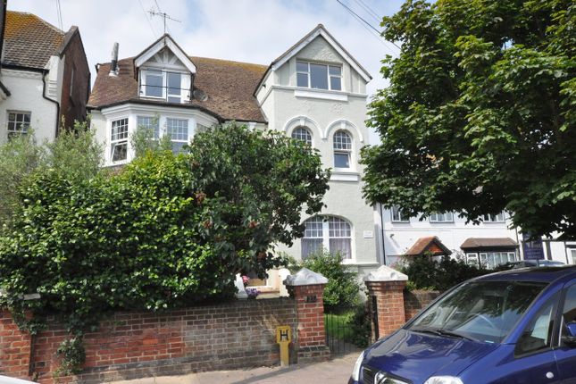 Cantelupe Road, Bexhill On Sea... 2 bed flat for sale