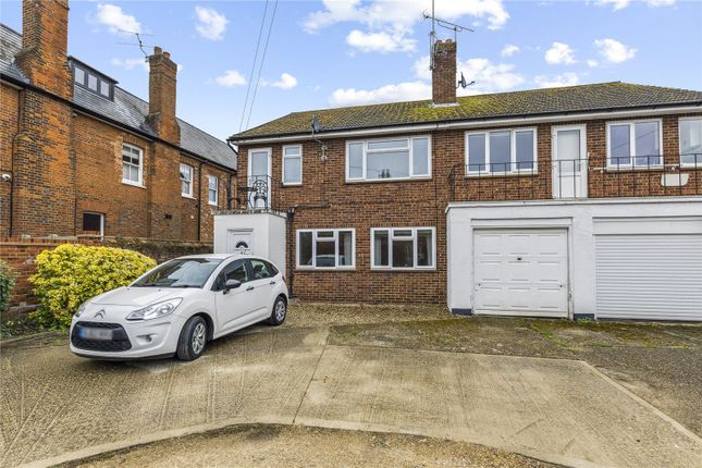 Glade Road, Marlow, Buckinghamshire, SL7 2 bed apartment for sale