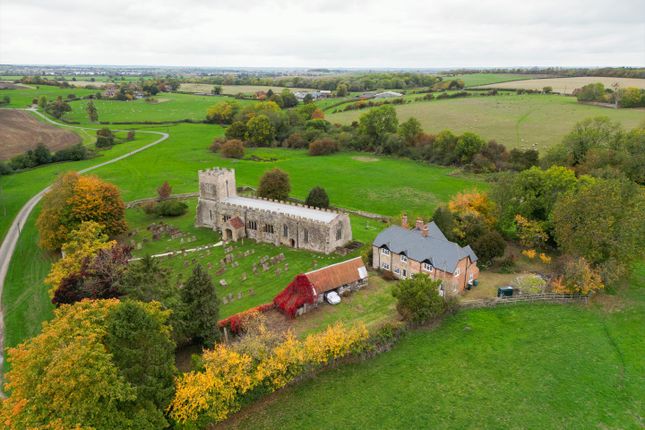 6 bed detached house