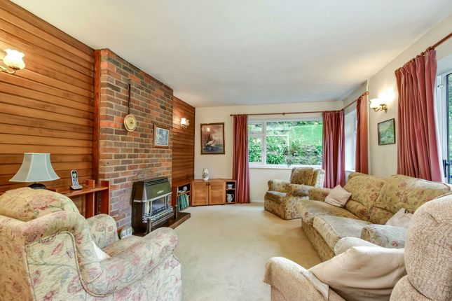 Rucklers Lane, Kings Langley WD4 4 bed detached bungalow for sale