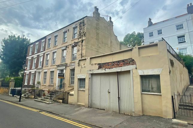 Princess Street, Scarborough YO11 5 bed semi