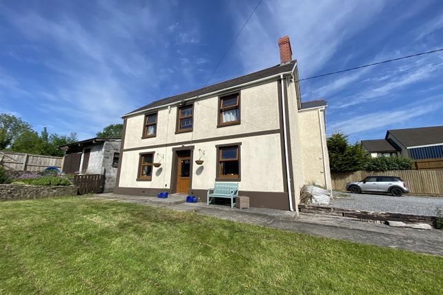 St. Clears, Carmarthen 4 bed detached house for sale