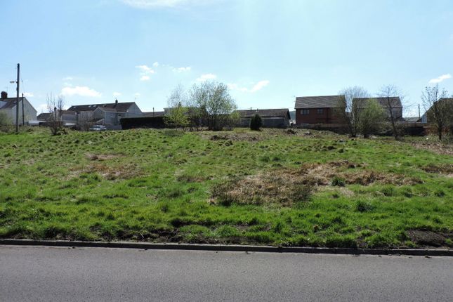 Land at Lewis Avenue, Cwmllynfell... Land for sale