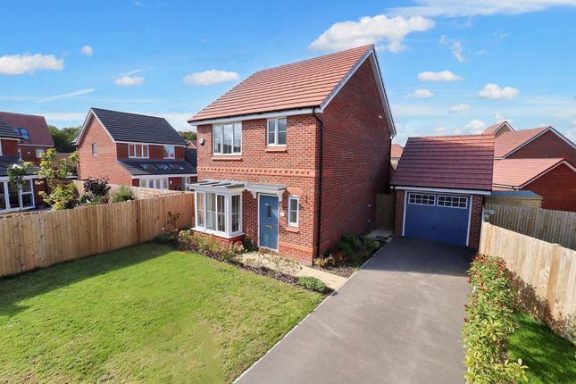 Londonderry Close, Siskin Park... 3 bed detached house for sale