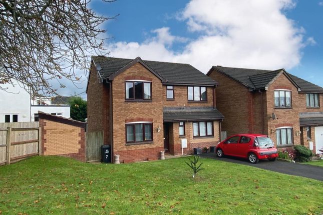 Shakespeare Close, Tiverton, EX16 4 bed detached house for sale