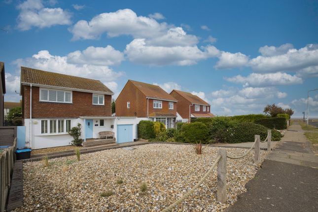 Canute Road, Birchington, Kent, CT7 3 bed detached house for sale