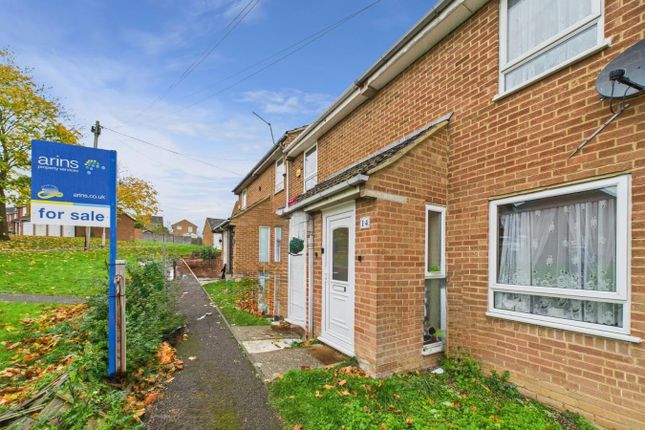 Tuscan Close, Tilehurst, Reading, RG30 2 bed terraced house for sale